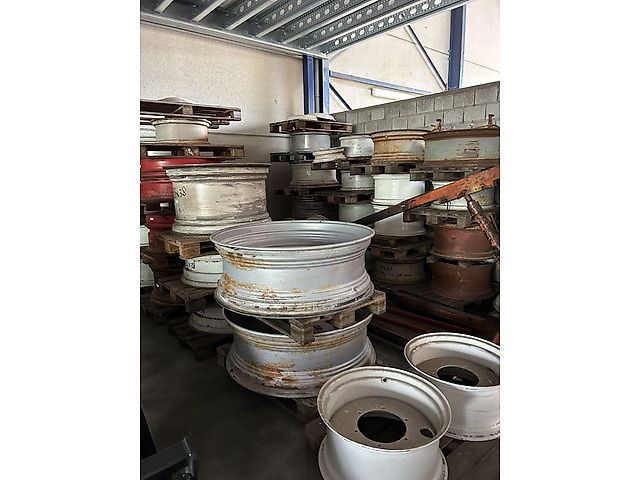 New Holland verschillende soorten velgen