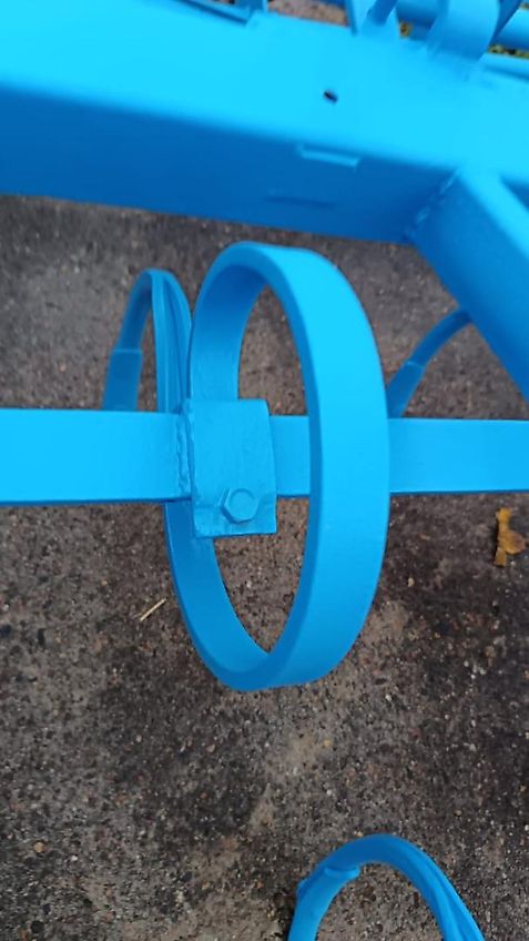 Lemken Lemken ?Korund 2m Saatbeetkombination mit Stabwalze 250mm 11Kultivatorzinken geschraubt Tiefeneinstellung über Drehspindel der Krümlerwalze