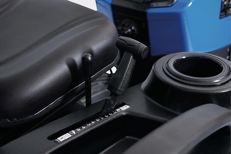 Solis 26 HST Frontlader Kleintraktor Galaxy Pro Bereifung 4x4