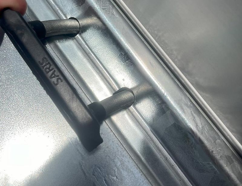 Saris Rückwärtskipper 276x150 E-Pumpe 2700 kg Kipper Anhänger