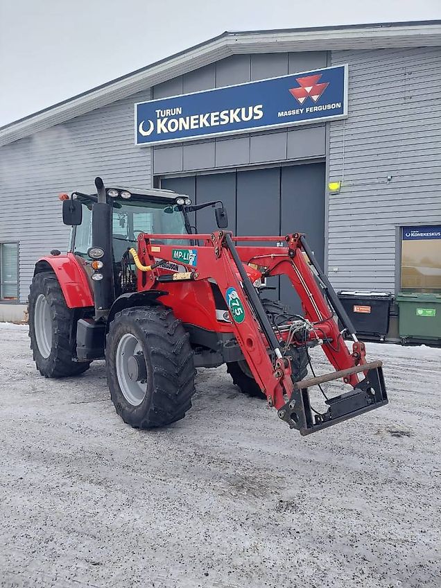 Massey Ferguson 7615 Dyna-4 Essential