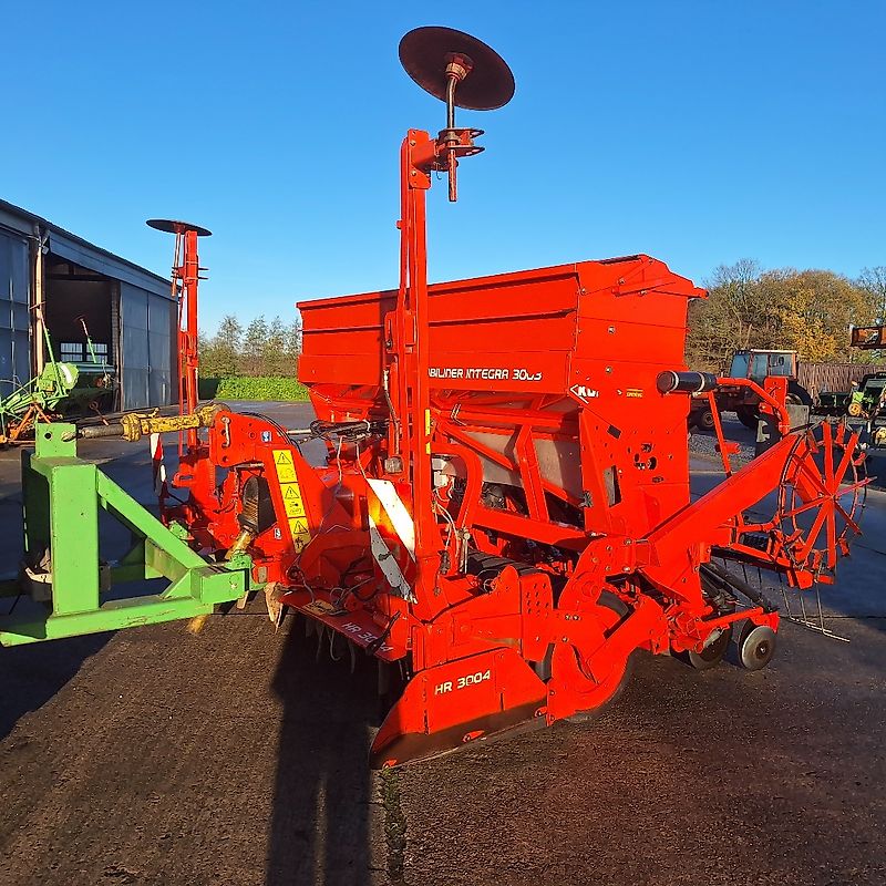 Kuhn Integra 3003 Säkombination Sämaschine mit Kuhn Kreiselegge HR 3004
