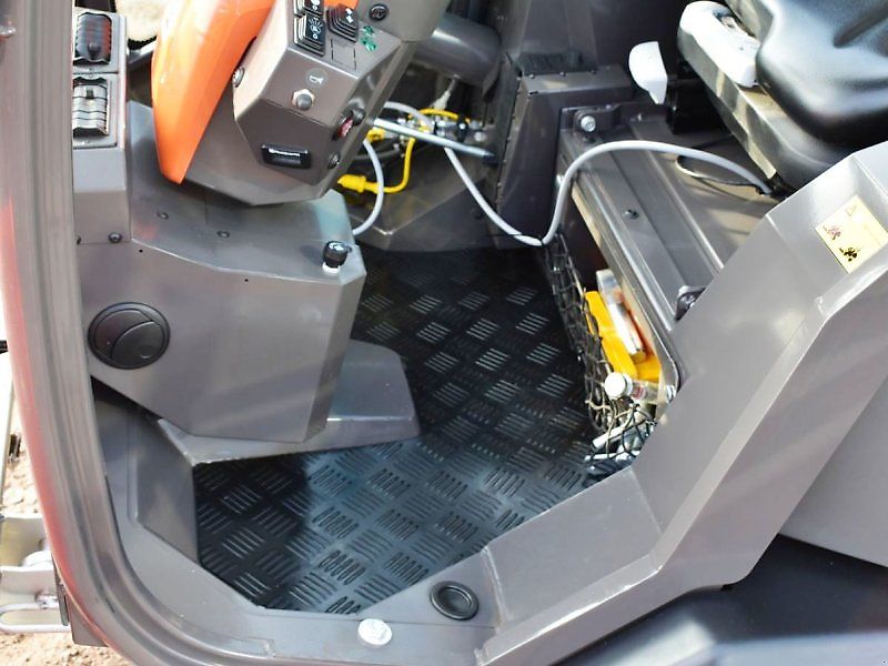 Husqvarna Rider P525 DX Winterdienst Schneeschild V-Pflug Salzstreuer