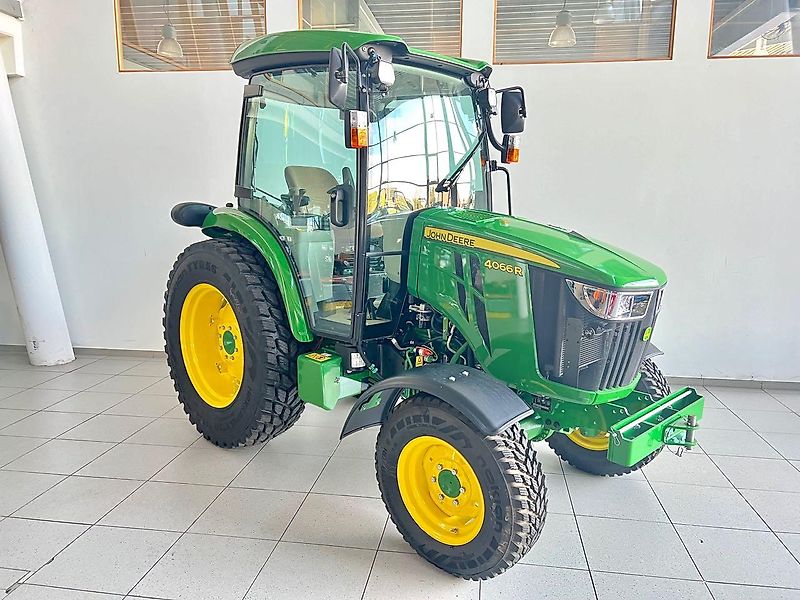John Deere 4066R