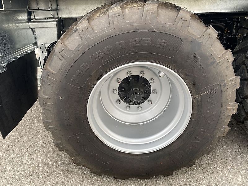 Fliegl ASW 271 Taurus FOX - Dosierwalze