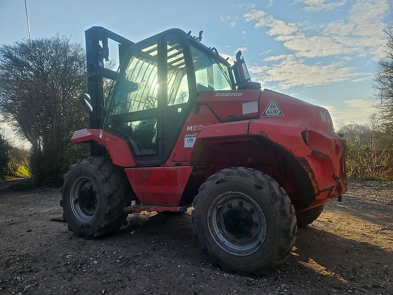 Manitou M30-4 Rough Terrain Forklift