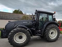 Valtra T152V
