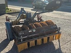 Bärtschi Unkrautbürste, 1,50 m AB, 30 cm Reihenabstand