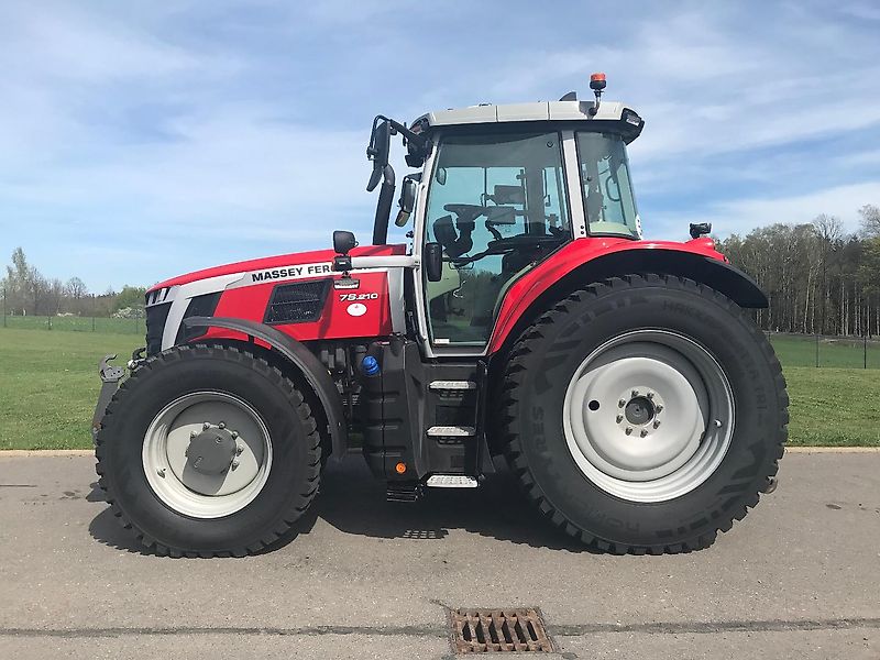 Massey Ferguson MF 7S210 Dyna-VT