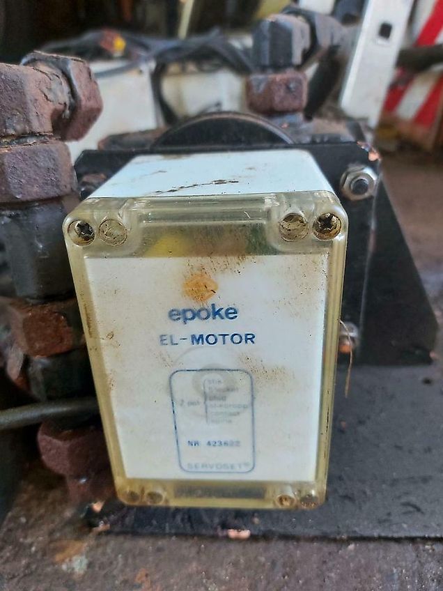 EPOKE Salzstreuer Winterdienst Schneckenantrieb Steuerblock