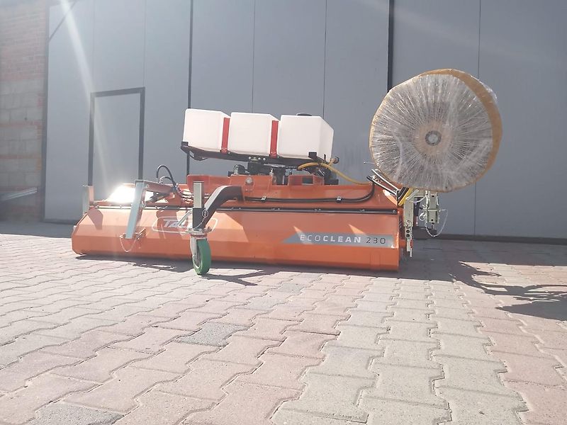TALEX ECO CLEAN 230 CM mit Seitenbesen und Wasserbehälter