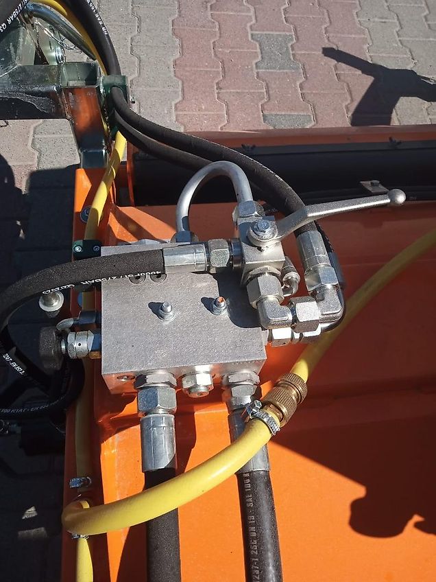 TALEX ECO CLEAN 230 CM mit Seitenbesen und Wasserbehälter