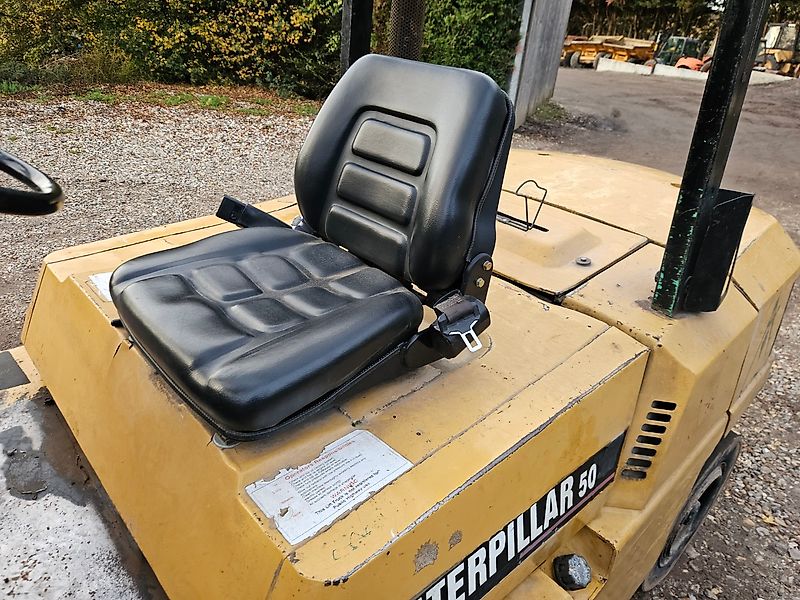 Caterpillar CAT DP50 Forklift