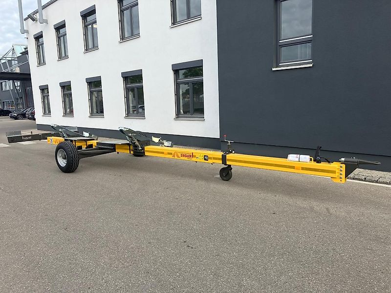 Ziegler Schneidwerkswagen New Holland