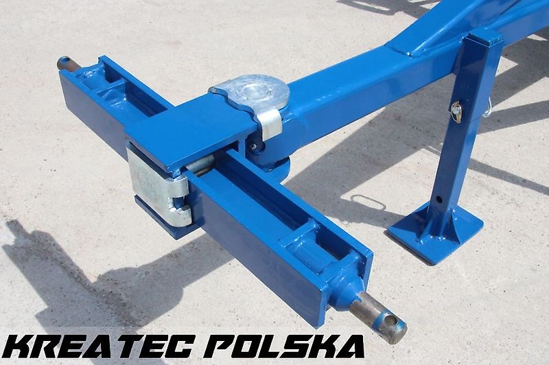 Rolmako Saatbettkombination kompakt / Kompaktgrubber U 684 PRO mit Zinken SA, halb-aufgehängte Version, Breiten von 2,5 m bis 6 m