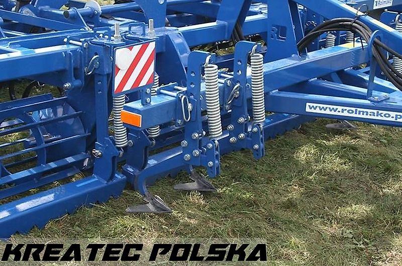 Rolmako Saatbettkombination kompakt / Kompaktgrubber U 684 PRO mit Zinken SA, halb-aufgehängte Version, Breiten von 2,5 m bis 6 m