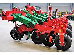 Agro-masz AGREGAT DO UPRAWY MIĘDZYRZĘDOWEJ (PIELNIK)/ZWISCHENREIHENBEARBEITUNGSGERÄT (UNKRAUTSTECHER)