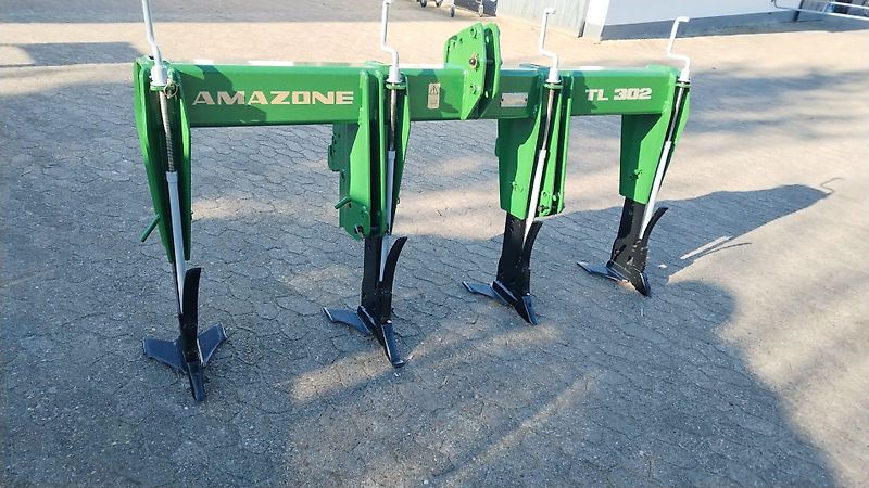 Amazone TL 302 Vorbaugrubber für Kreiselegge mit 300cm Arbeitsbreite 4 Stile Strichabstand 75cm Ideal für Maisanbau 75cm Reihenabstand um die Pflugsohle aufzubrechen(Wasserführung)