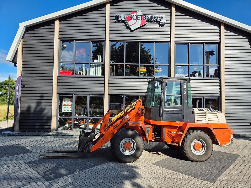 Schaeff SKL843
