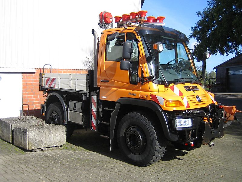 Mercedes-Benz U 400 Bluetec 5, 175kW/238PS, Hydrostat und Wechsellenkung, Getriebe u. Kupplung neu