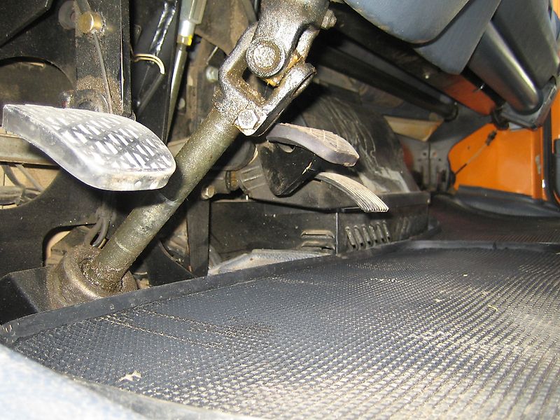 Mercedes-Benz U 400 Bluetec 5, 175kW/238PS, Hydrostat und Wechsellenkung, Getriebe u. Kupplung neu