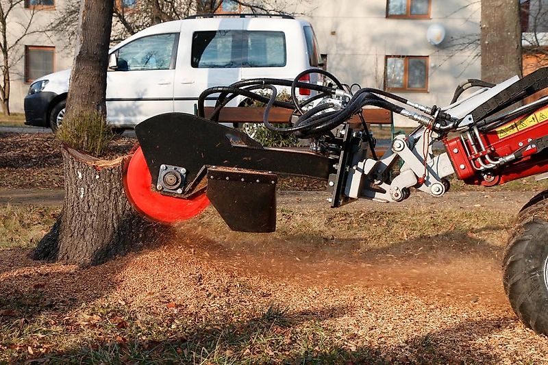 Laski Stubbenfräse Stockfräse Baumstumpffräse Wurzelstockfräse