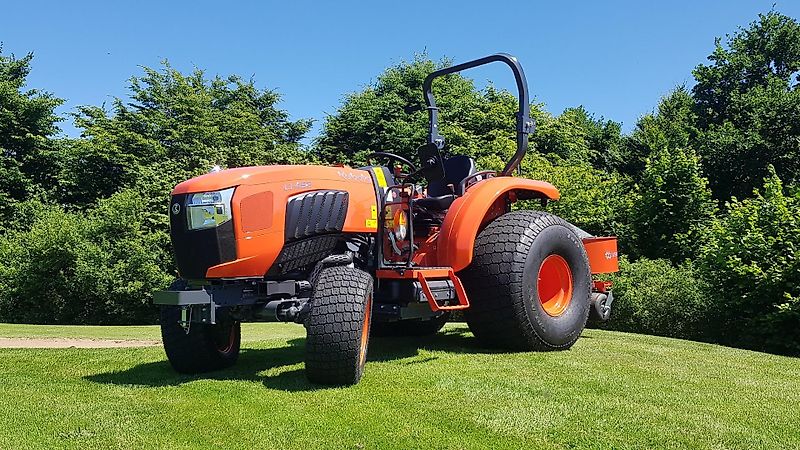 Kubota L1-452 D Turf
