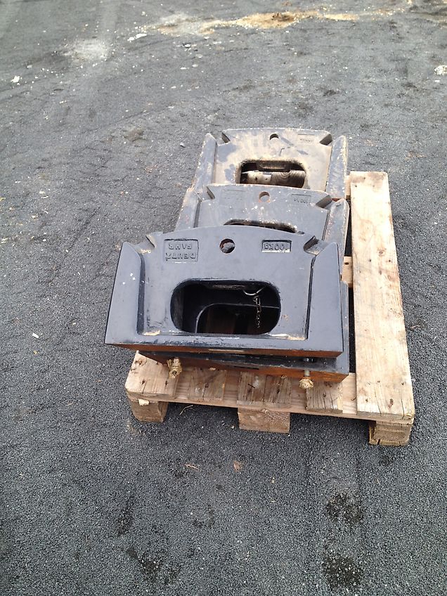 Deutz-Fahr Agroton Ballastträger 100 Kg.