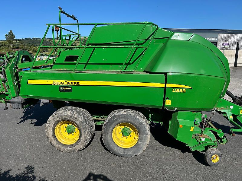 John Deere L1533