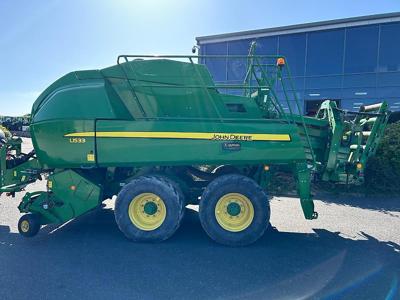 John Deere L1533