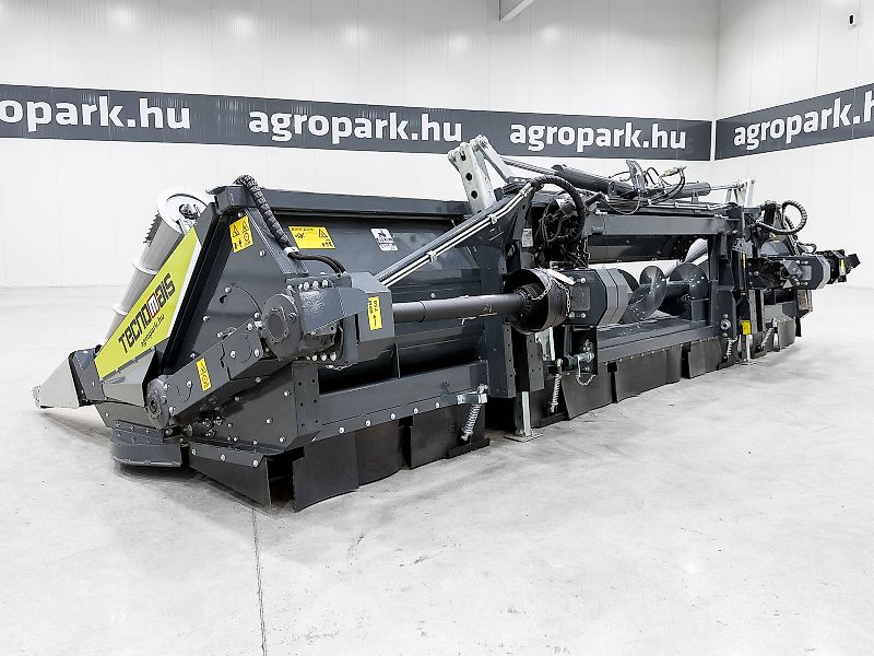Tecnomais TMRP4 8R-F 8 row (75 cm), foldable corn header, for Claas Tucano and Lexion combines