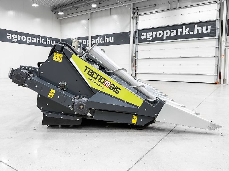 Tecnomais TMRP4 8R-F 8 row (75 cm), foldable corn header, for Claas Tucano and Lexion combines