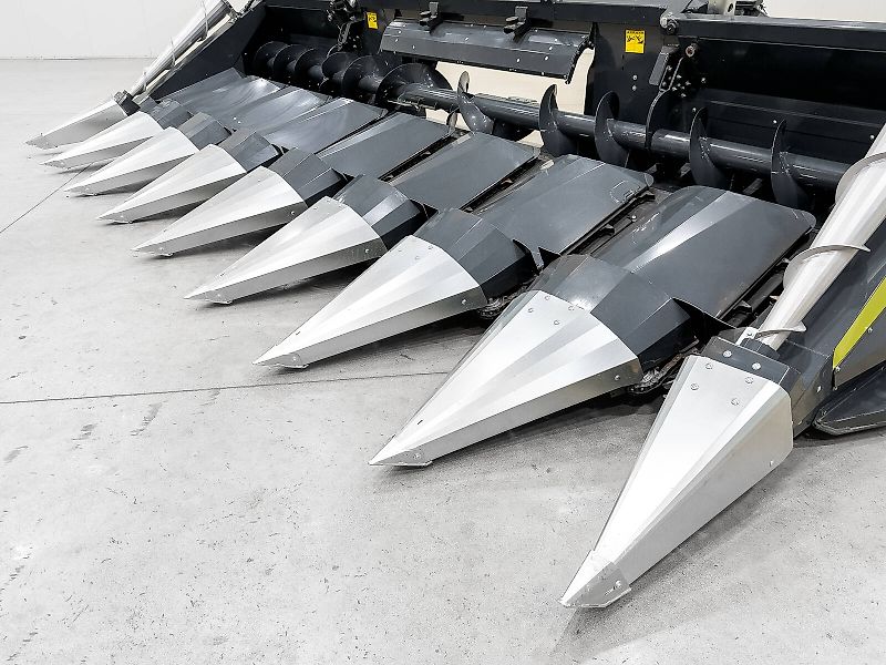 Tecnomais TMRP4 8R-F 8 row (75 cm), foldable corn header, for Claas Tucano and Lexion combines