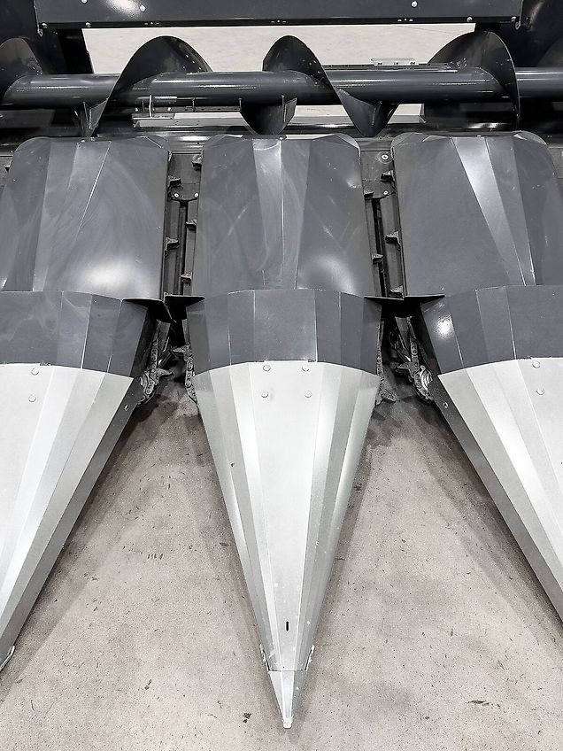 Tecnomais TMRP4 8R-F 8 row (75 cm), foldable corn header, for Claas Tucano and Lexion combines