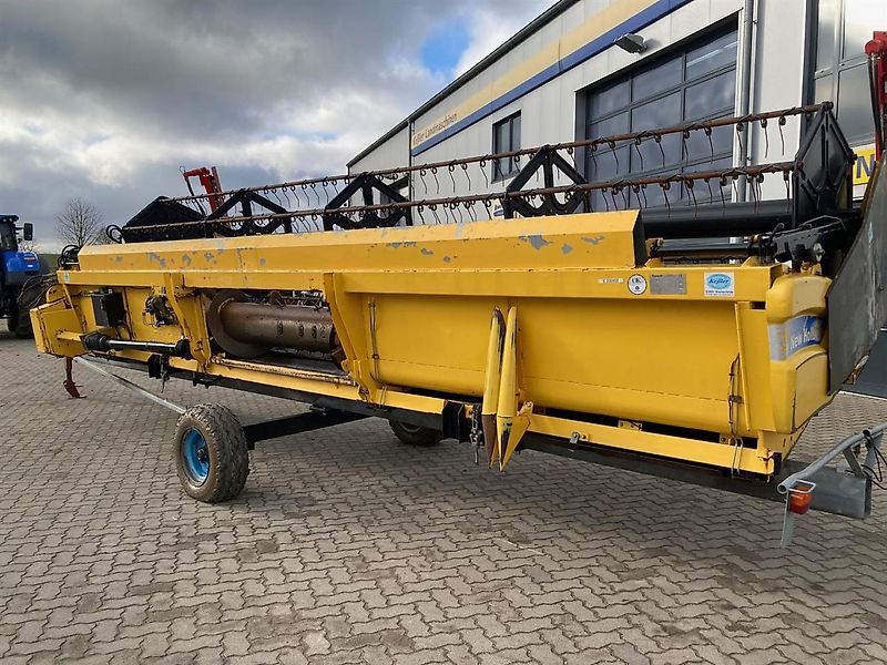 New Holland 24FTVF Varifeed