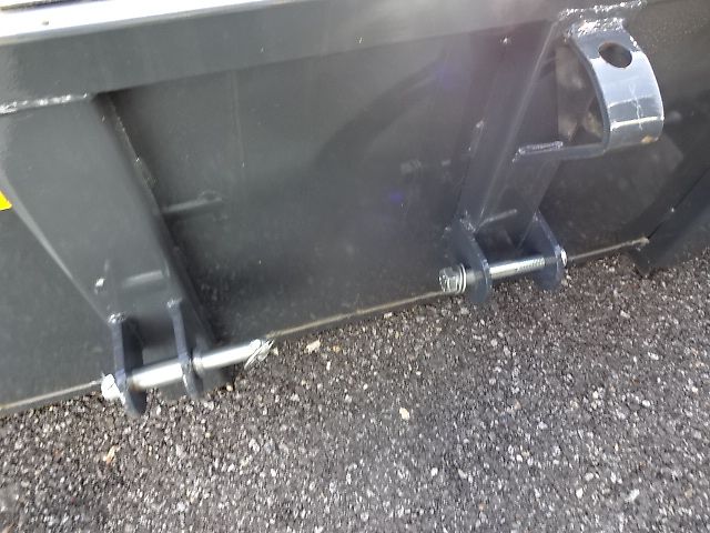 Heckkontainer- Kippmulde in verschiedenen Breiten möglich - 1 Meter  - 1,2 Meter - 1,4 M - 1,6 M - 1,8 M - 2 Meter Dreipunktanbau 1M - 1,2 M - 1,4 M - 1,6 M - 1,8 M - 2 Meter- Heckkontainer - Dreipunktanbau - Auskippbar