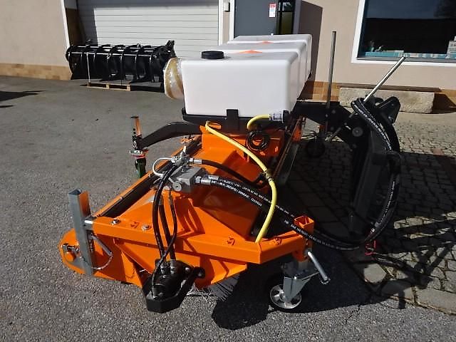 TALEX Kehrmaschine- 2,3 Meter- Seitenbesen- Wassertank - Sonderpreis