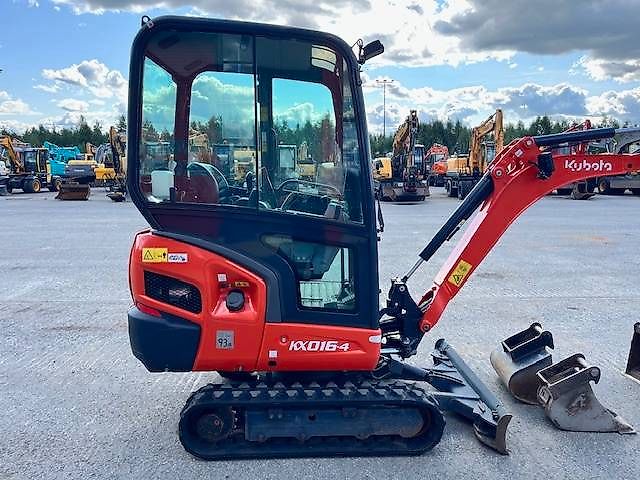 Kubota KX 016-4 / Kallistuvakauha,Liitin,Kuokkakauha ym