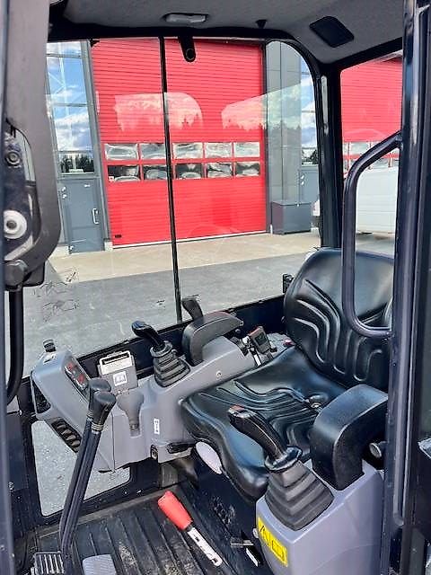 Kubota KX 016-4 / Kallistuvakauha,Liitin,Kuokkakauha ym