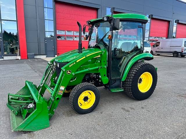 John Deere 3720 / Etukuormaaja 320 R ,Kauha