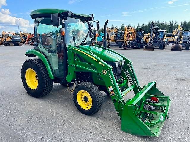 John Deere 3720 / Etukuormaaja 320 R ,Kauha