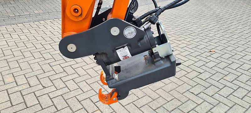 Hitachi ZX26U-6 Hitachi 2,7t mit Schwenkmotor/PowerTilt und Schnellwechsler HS03 - auch zur Miete!