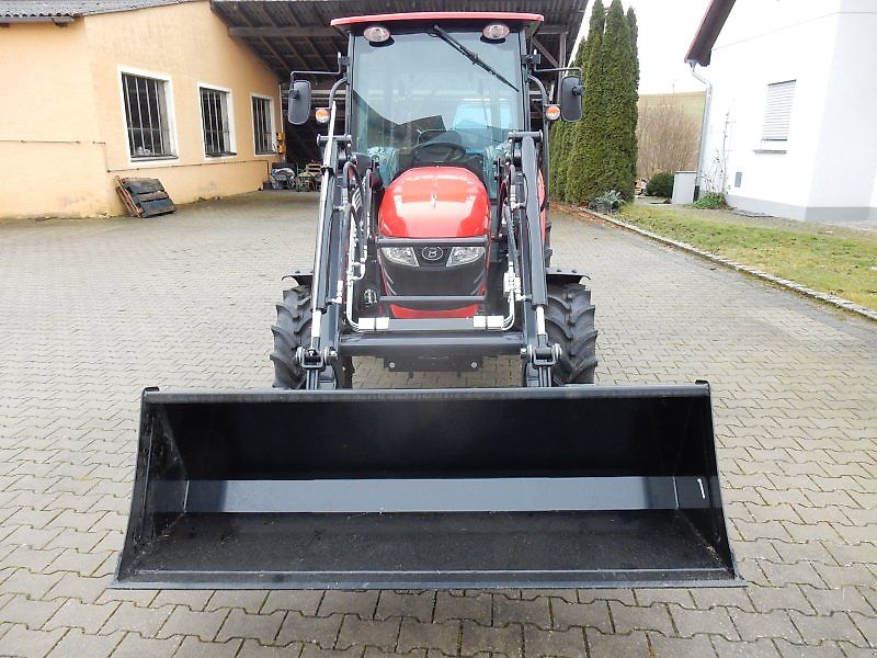 Branson 6225C 58PS Allrad-Kabinenschlepper