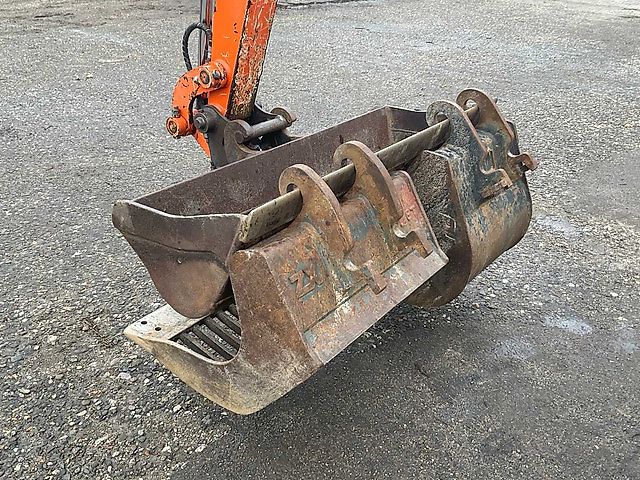 Hitachi ZX 33U-5A CLR