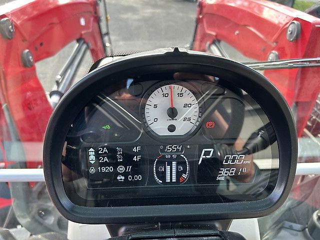 Massey Ferguson 5S.145 Dyna-6 Exclusive