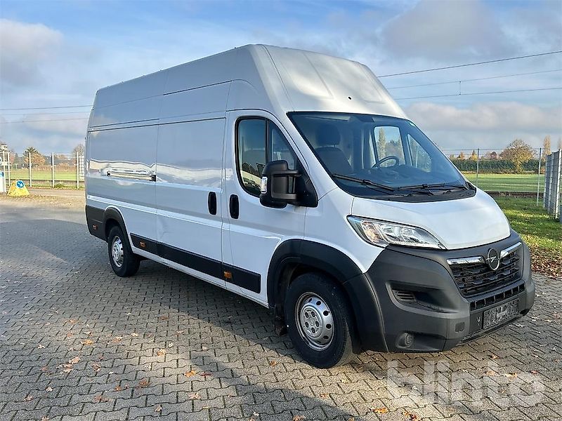 Opel Movano